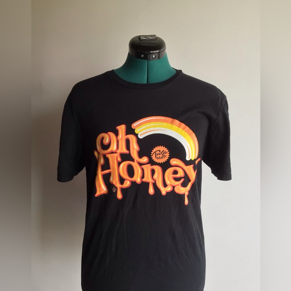 OFFICIAL TRIXIE MATTEL MERCH - OH HONEY